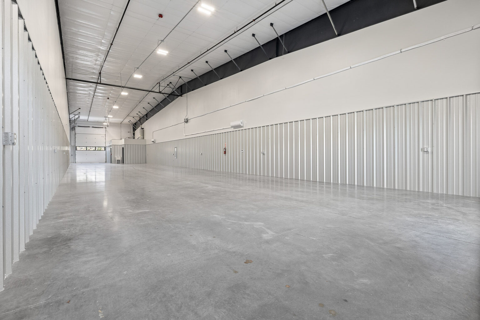 Spacious warehouse at FlexSpace Business Centers in Richland, ready for lease.
