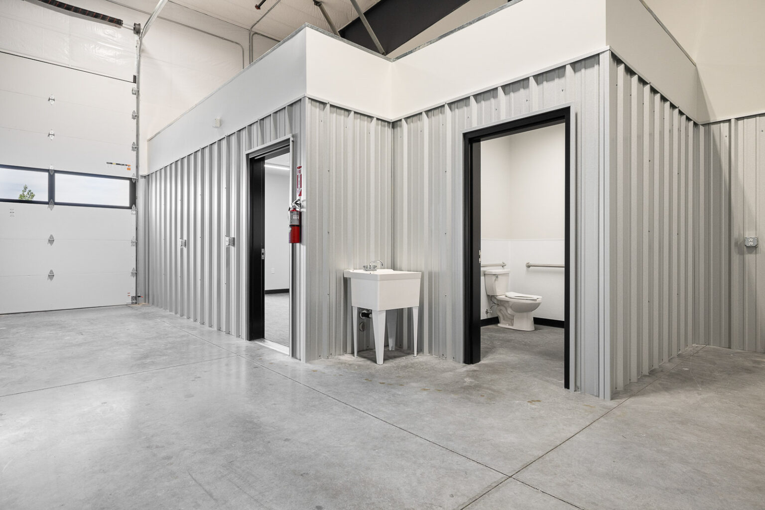 FlexSpace Business Centers in Richland offers small warehouse space with a private restroom.