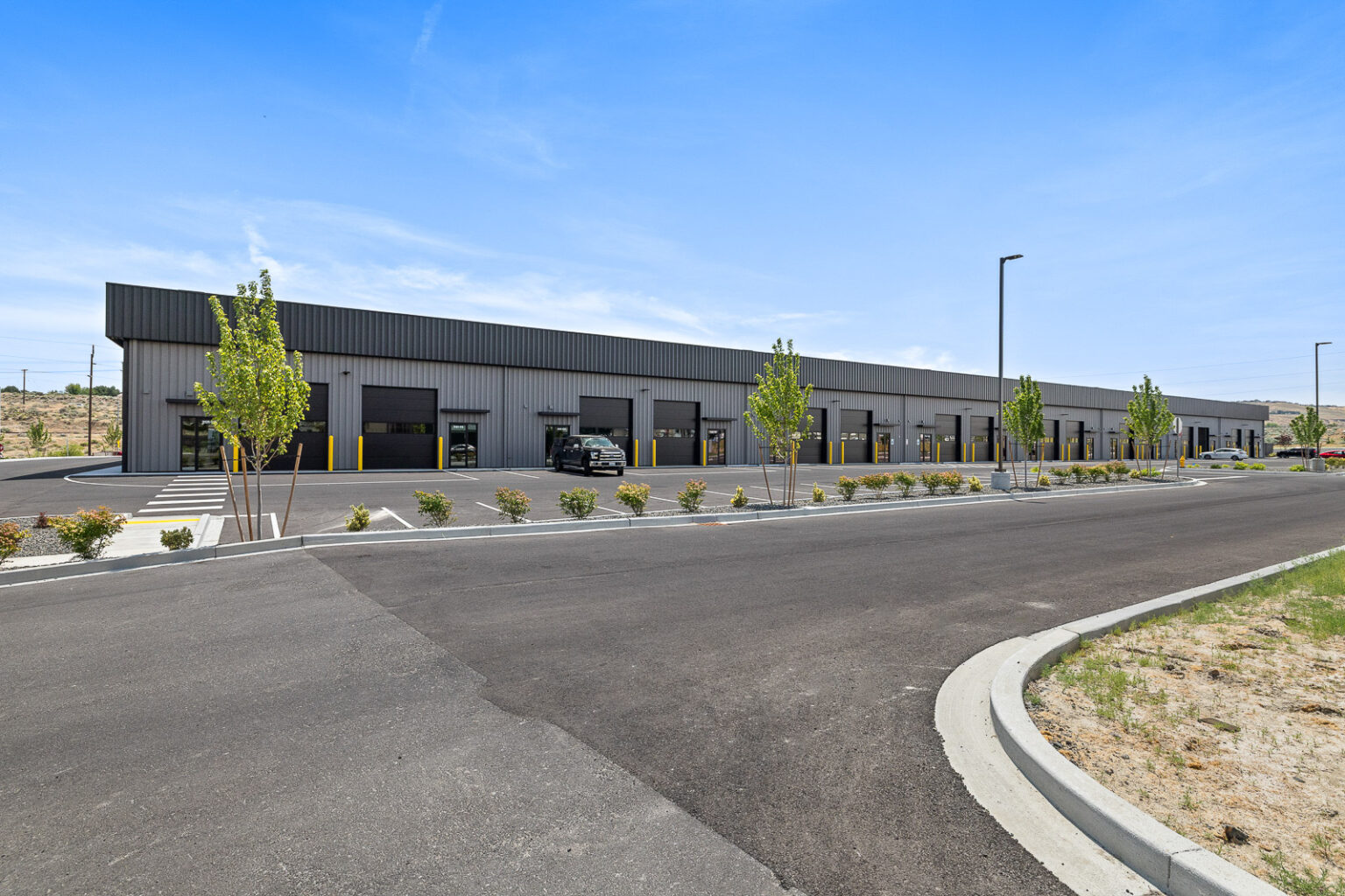 FlexSpace Business Centers Richland features expansive small warehouse units for rent.