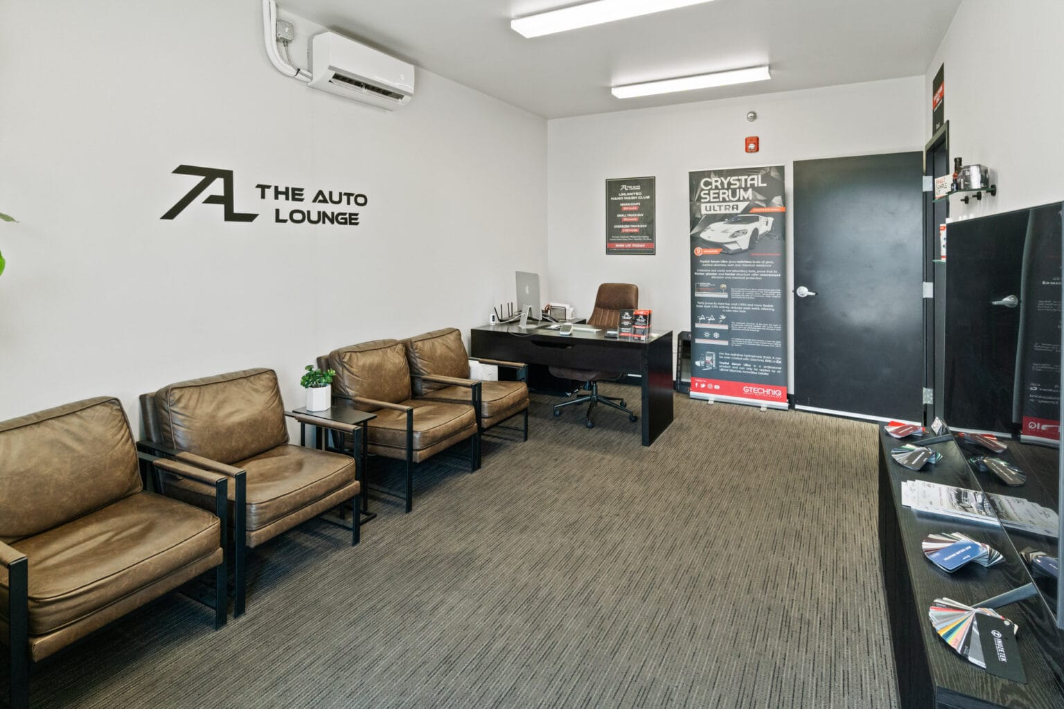 flex space tri cities auto lounge 056