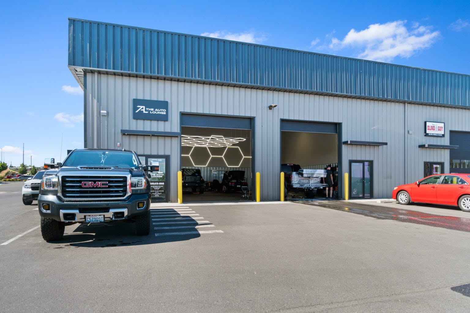flex space tri cities auto lounge 066